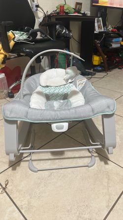 Baby bouncer
