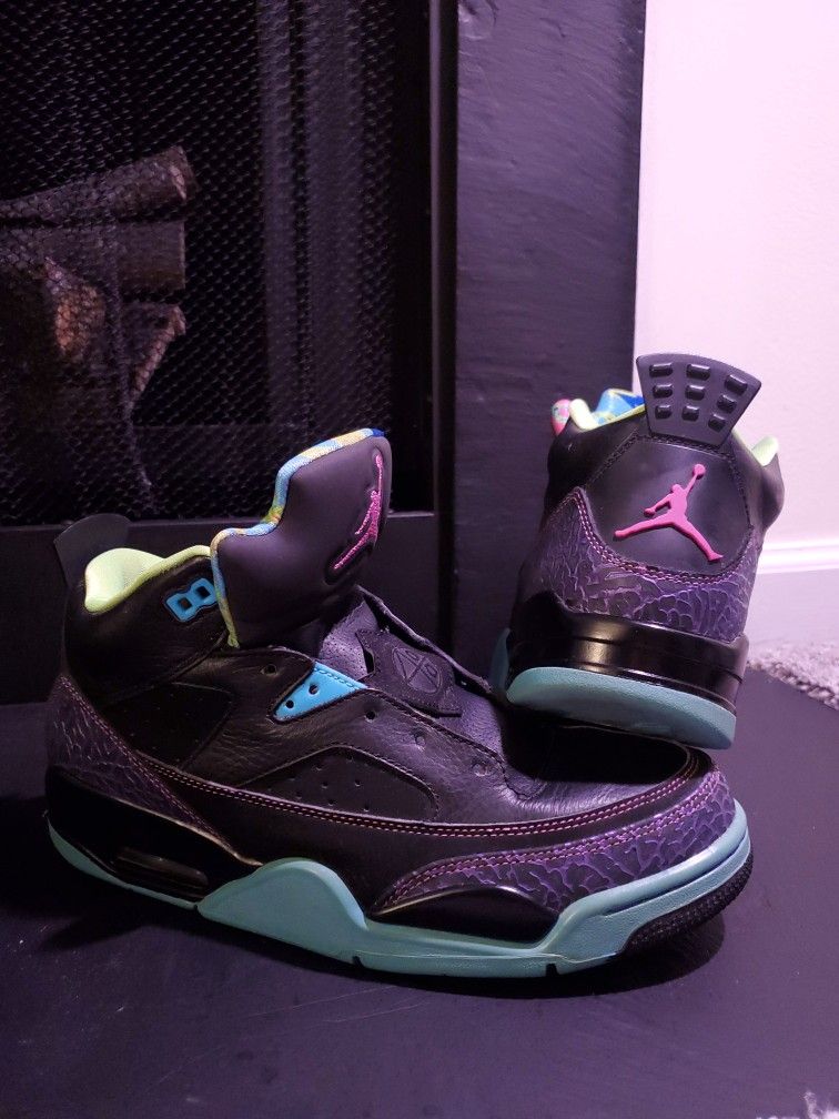 Jordan son of mars purple and black top