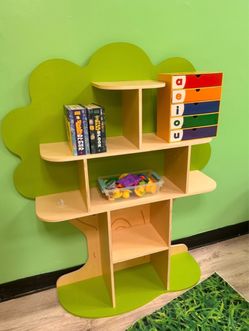 Kids Tree-Shaped Wooden Bookshelf