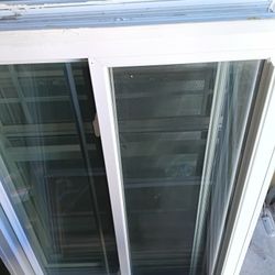 Vendo 5 Ventanas Usadas Prácticamente Nuevas De 36x48 $80 Cada Una Y Otras Medidas Mas