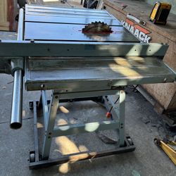 10”Delta Contractor Table Saw 
