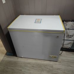 Cooler/Freezer