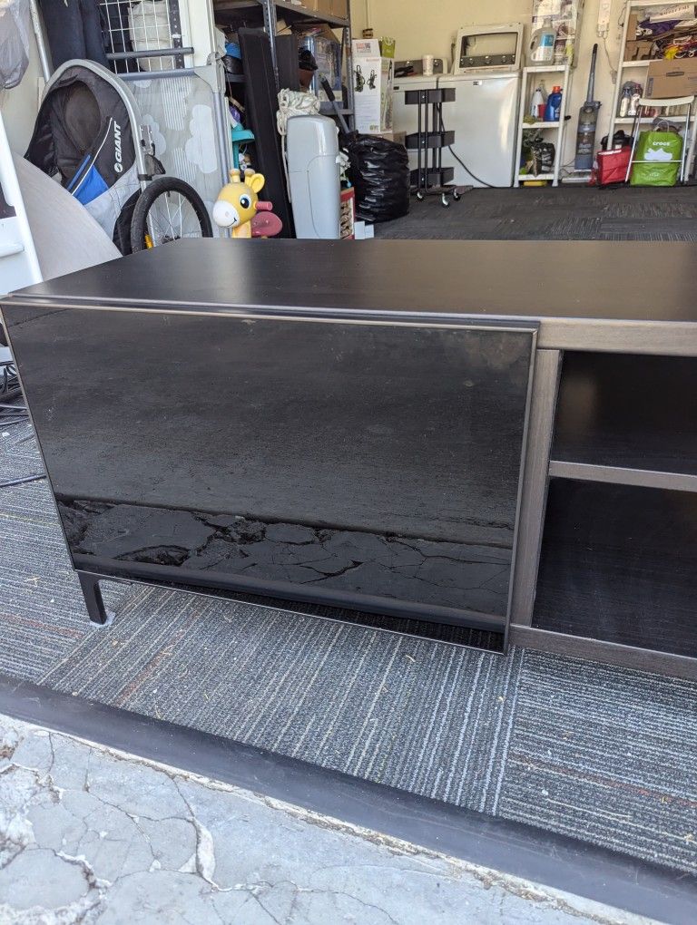 Ikea Besta Tv Stand With Glassvik Glass