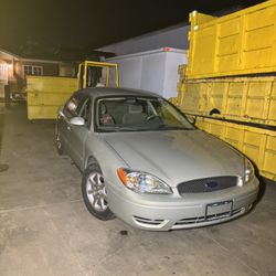 2006 Ford Taurus