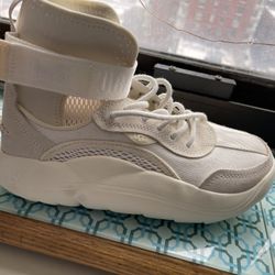 Ugg Sneakers 