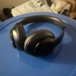 Beats Studio Pro