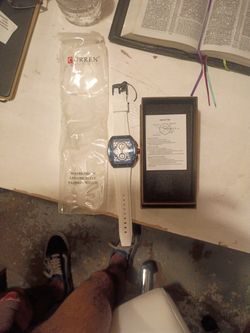 CURREN. WATCH