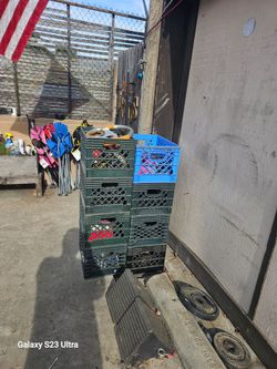 milk crate  8