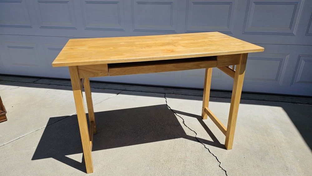 Ikea Desk w/Keyboard Slide Out 44x22x30