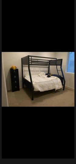 (Model 460391) Meyers Twin Over Full Metal Bunk Bed + Twin Mattress - Excellent Condition