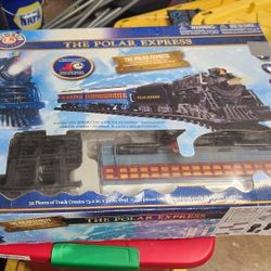 Lionel Polar Express Train Set 