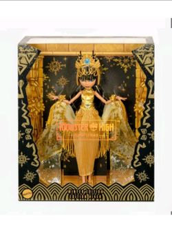MONSTER HIGH 2024 CLEO DE NILE EGYPTIAN MUMMY HOWLIDAY GOLD DOLL NEW IN BOX--PRICE IS FIRM