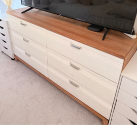 Two-Tone 6-Drawer Dresser and Nightstand Set