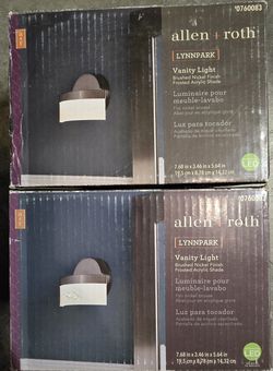 Allen + Roth Lynnpark Vanity Light (2)