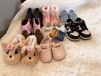 Girl shoes 6-12 months
