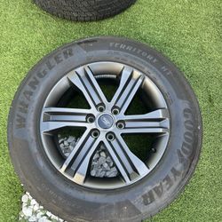 2021+ Ford F150 Lariat Stock Wheels And Tires 