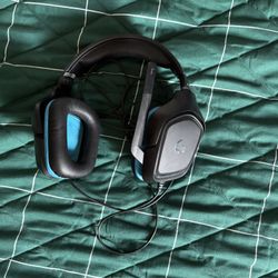 Logitech gaming headset