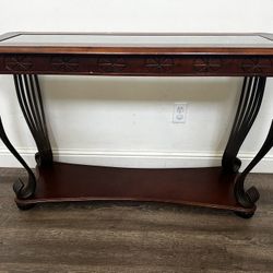 Walk Way Table