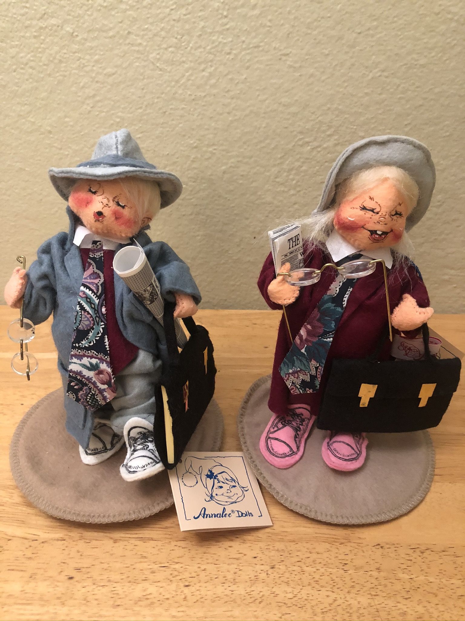 Annalee Dolls #2355 & #2351