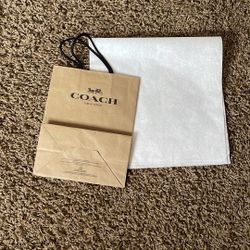 coach shopping bag 10x8x5 inches with new tissue