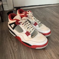 Jordan 3 True Blue, Jordan 4 Fire Red Sz9