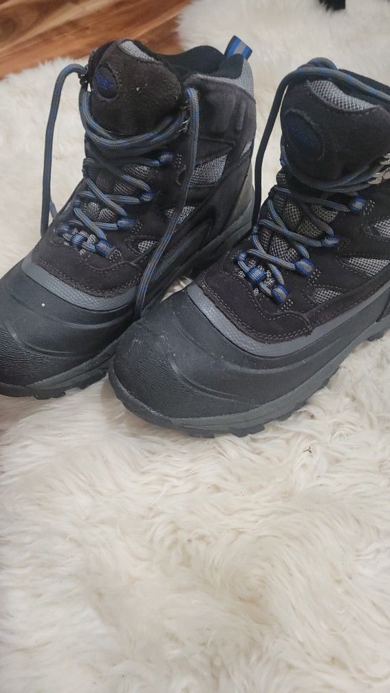 Mens Hiking Boots