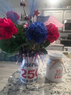 4th of July 250th decor