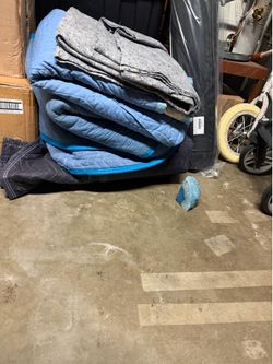 Moving blankets