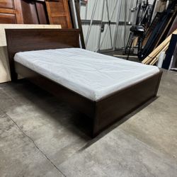 Queen Bed $280