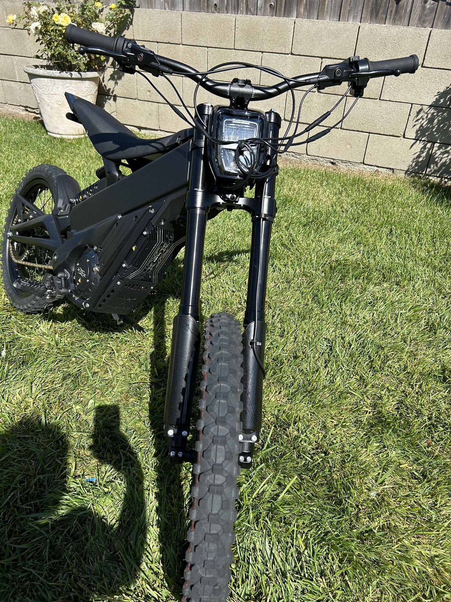 Talaria XXX Color Black With Mx Tires