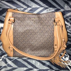 MICHAEL KORS PURSE AND  WALLET