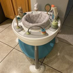 Ingenuity 2-in-1 Baby Activitie Center Jumper/Like New
