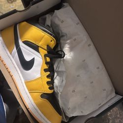 Air Jordan 1 Mid