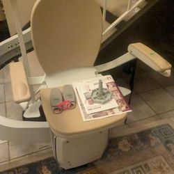 Acorn Stair Lyft