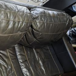 80x37x33 Faux Leather Couch w/ Queen Sofa Bed