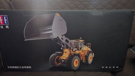 1/16 RC Loader for Adult L260H Remote Control Wheel Loader Metal Shovel & Boom 4WD 2.4G Fully Functional Heavy Duty Construction Vehicle Light Sound D