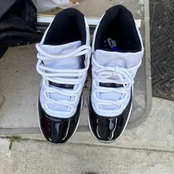 Jordan 11 Concord 