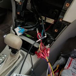 Car audio installation and repair