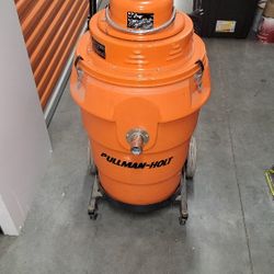 Pullman Holt  Industrial Vaccum 