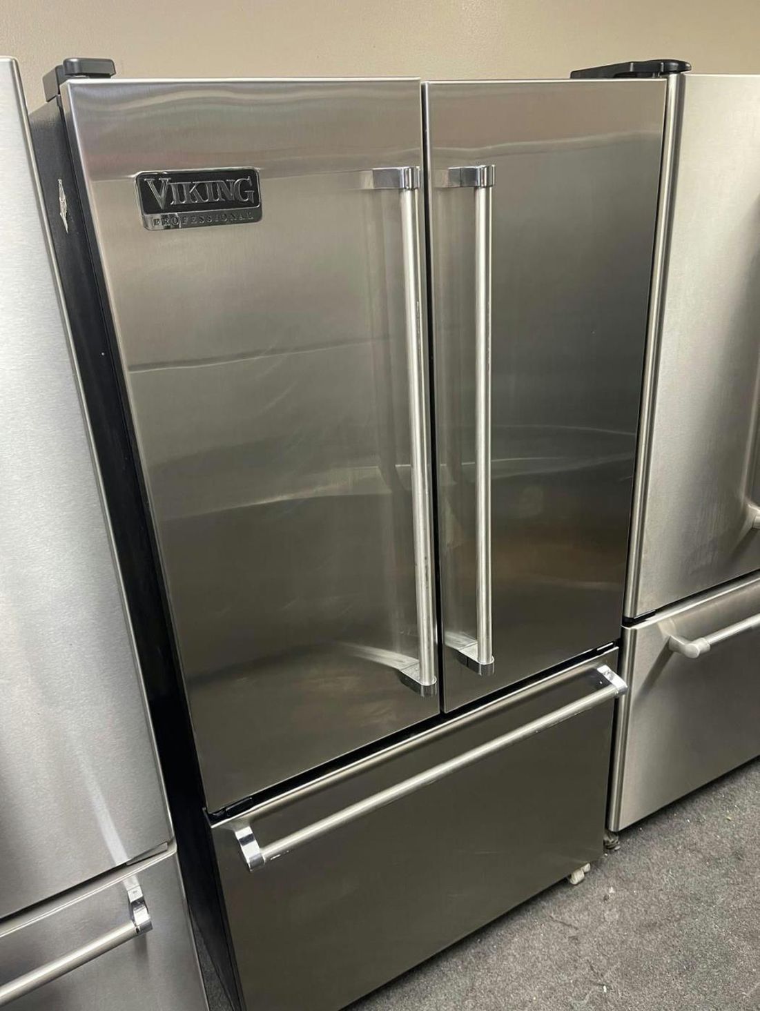 Viking 3-Door Stainless Steel Fridge, Great Condition, French Door