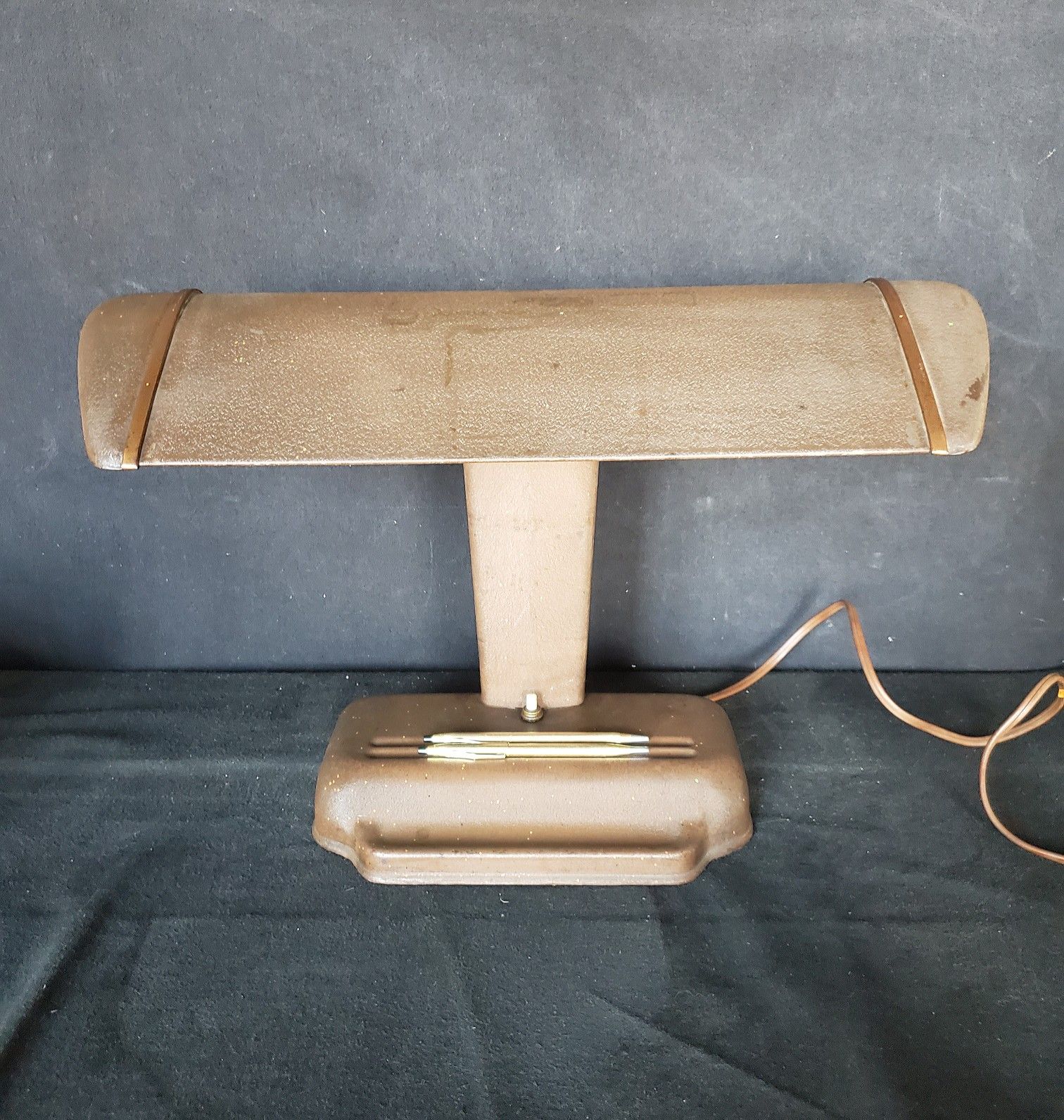 Vintage Industrial Machine Era Desk Lamp Mid Century Metal Task Lighting Movie Prop