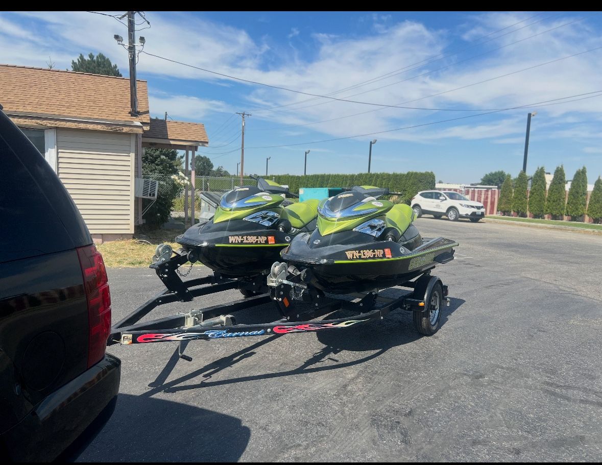 Seadoo jet skis 