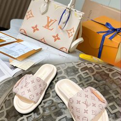Luis V Slipper And Hand Bag