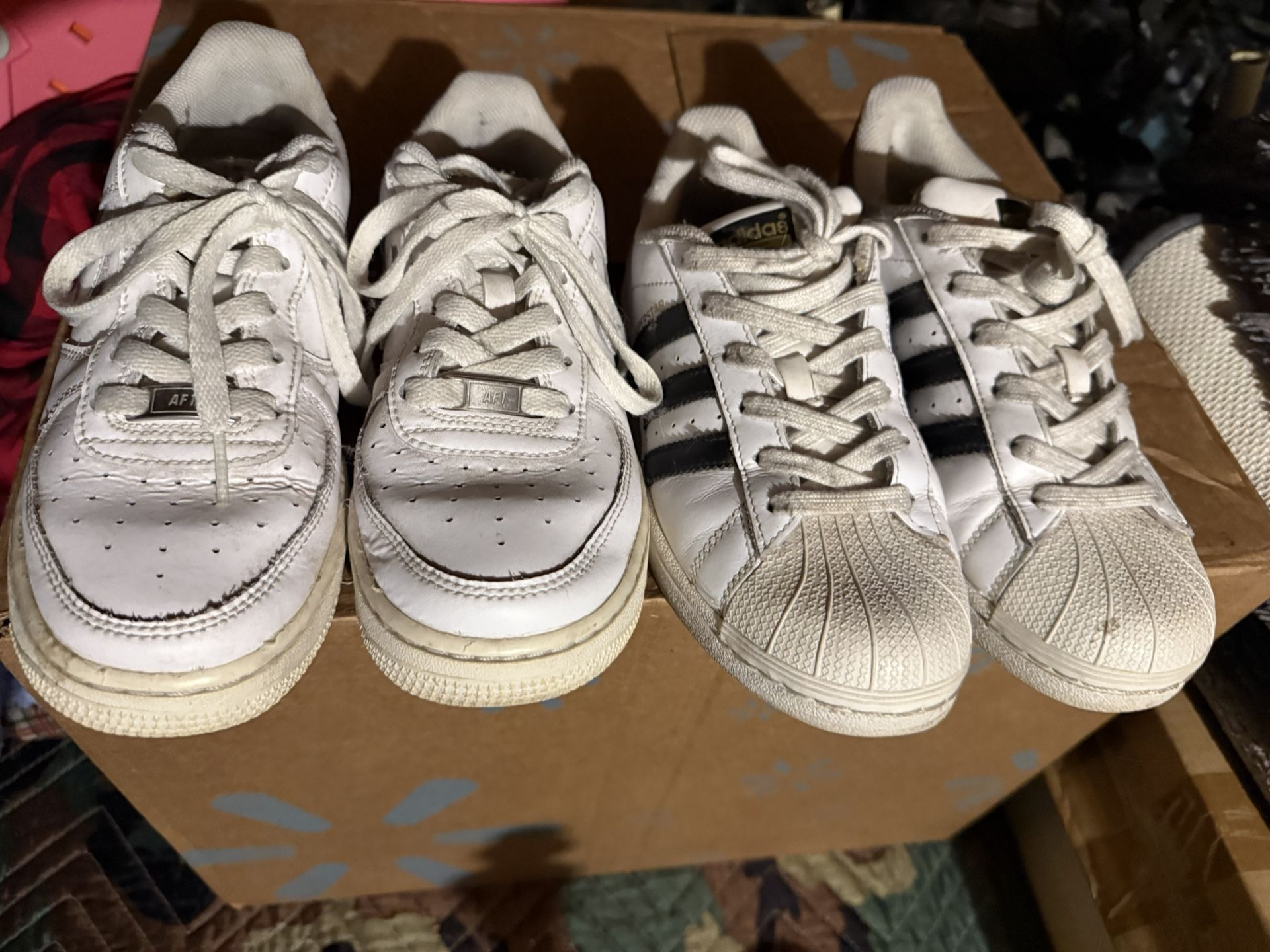 2 Pairs Of Tennis Nike And Adidas Shoes Size 7 Woman's Used