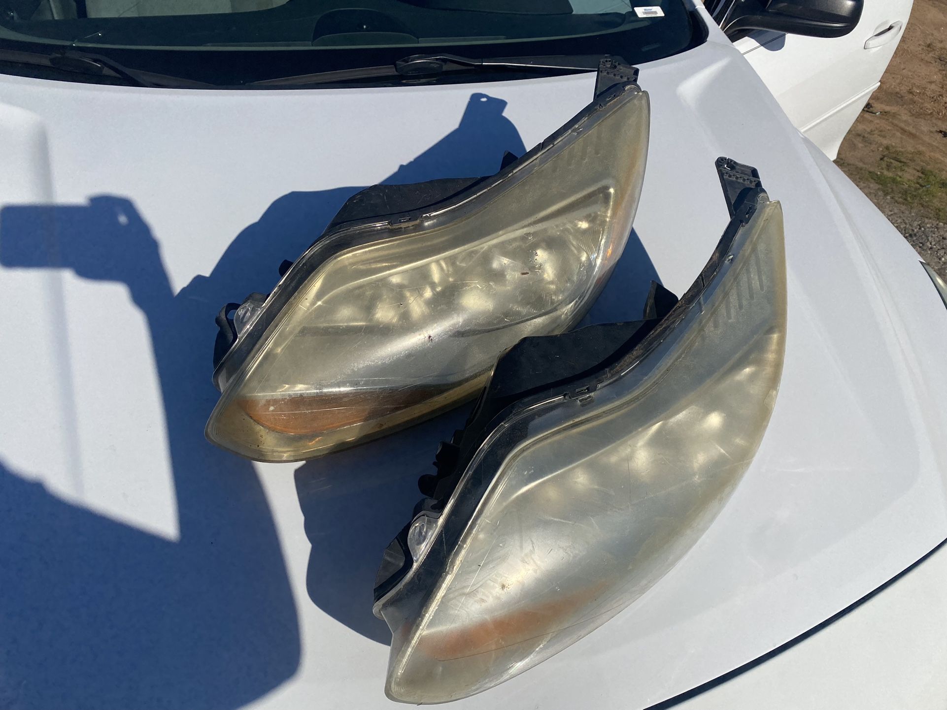 2012 headlight Ford Focus