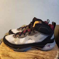 Air Jordan 37 Bordeux  Size 12 