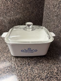 Vintage blue cornflower Corningware casserole dish