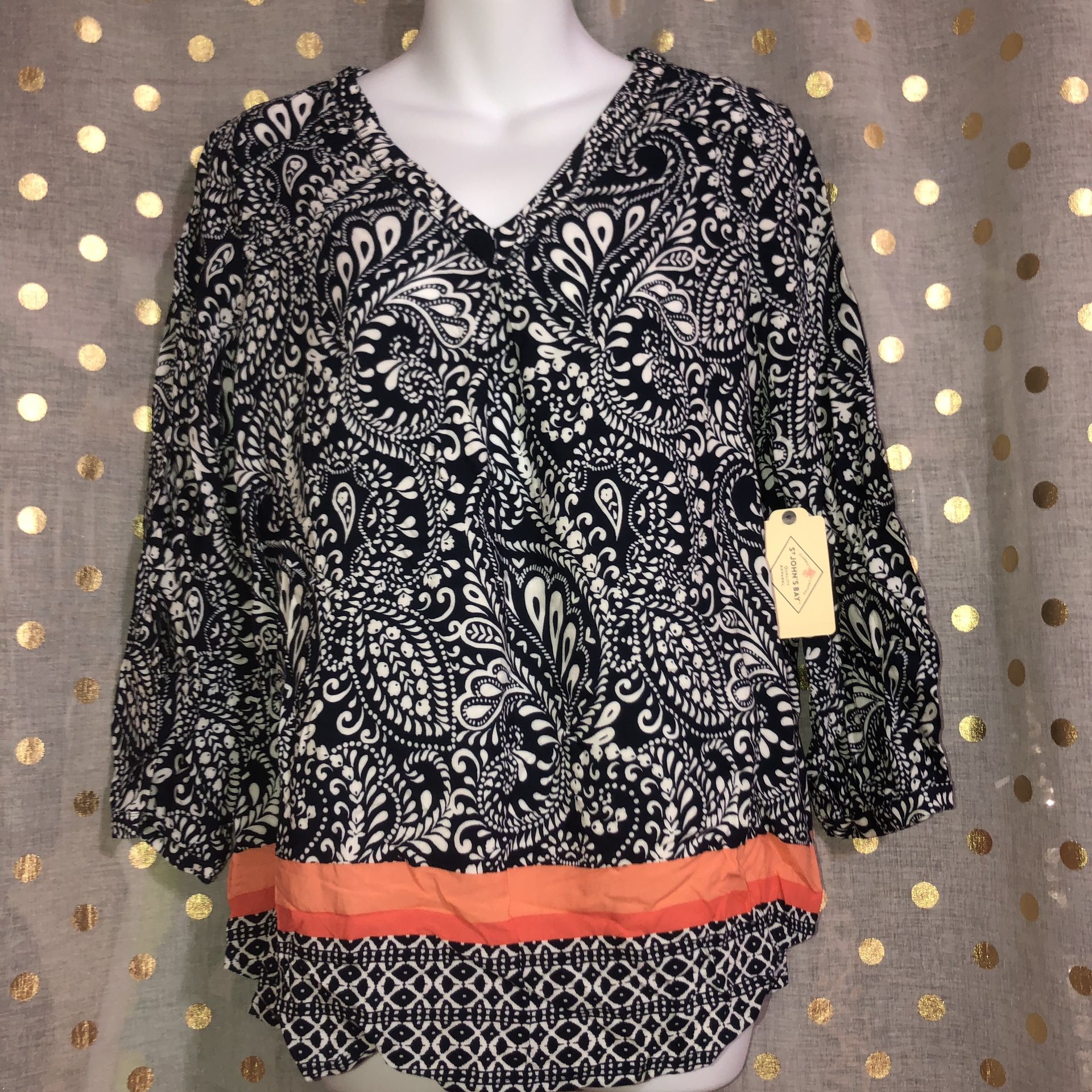 NWT St. John’s Bay size medium navy, white, and coral flowy hi low v-neck shirt. BUST: @38” LENGTH: 23” in the front and 27” in the back SLEEVE: 18”