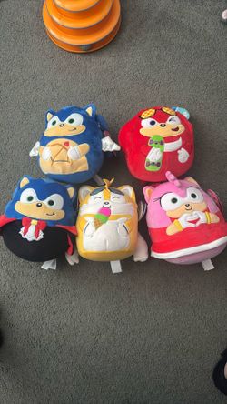 Sonic Squishmello