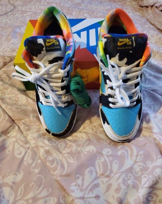 10 1/2 Chunky Dunkys Reps 200$